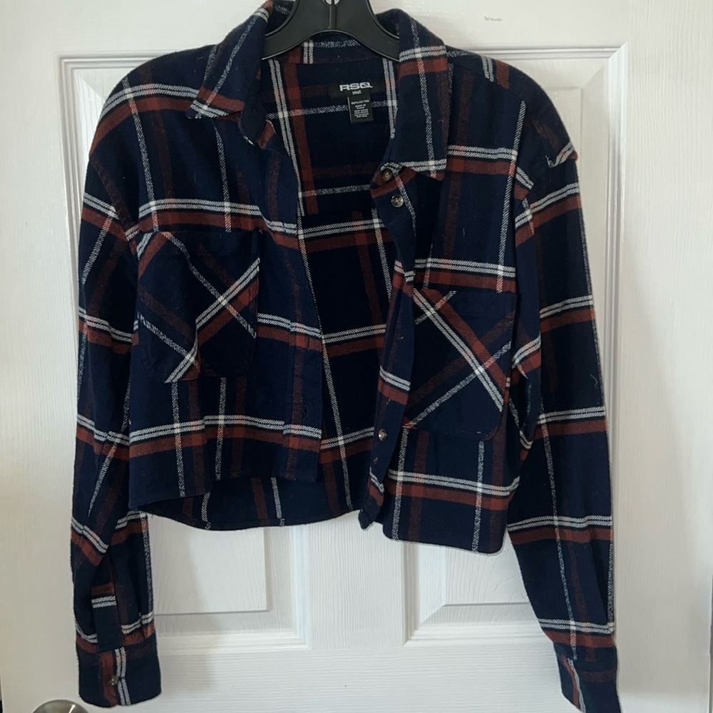 RSQ cropped women’s flannel